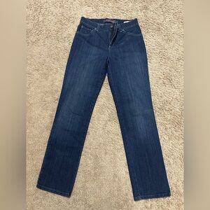 Gloria Vanderbilt Dark Blue Straight Leg Jeans B-49